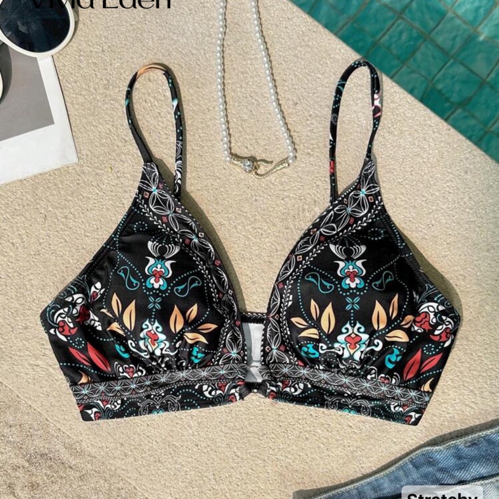 SHEIN Black Multicolor Pattern Bikini Top
